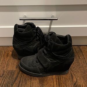 Ash platform suede sneaker. NEVER BEEN WORN.